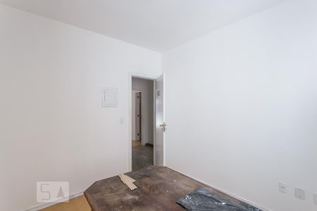 Casa de condomínio para alugar com 240m², 4 quartos e 1 vagaQuarto