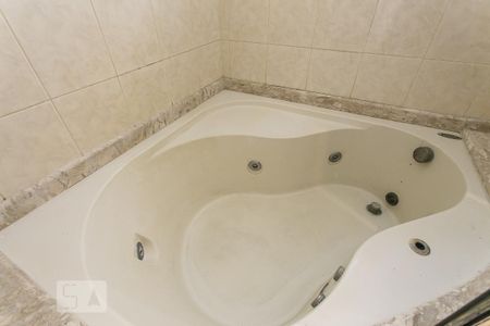 Casa de condomínio para alugar com 240m², 4 quartos e 1 vagaDetalhe