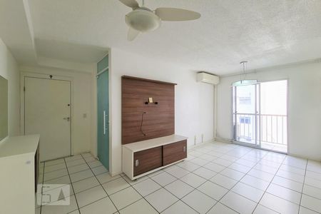 Apartamento à venda com 67m², 3 quartos e 1 vagaSala