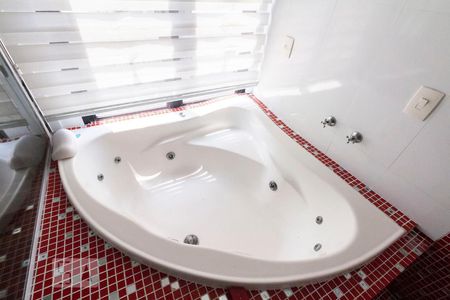 Apartamento à venda com 70m², 2 quartos e 1 vaga Apartamento à venda com 70m², 2 quartos e 1 vagaBanheiro suite