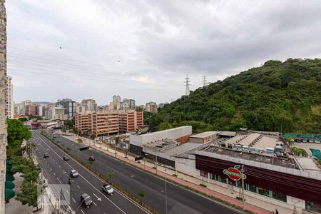 Vista da Sala de apartamento para alugar com 2 quartos, 66m² em Icaraí, Niterói