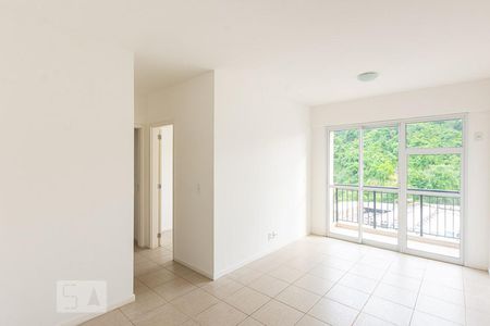 Sala de apartamento para alugar com 2 quartos, 66m² em Icaraí, Niterói