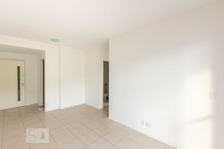 Sala de apartamento para alugar com 2 quartos, 66m² em Icaraí, Niterói