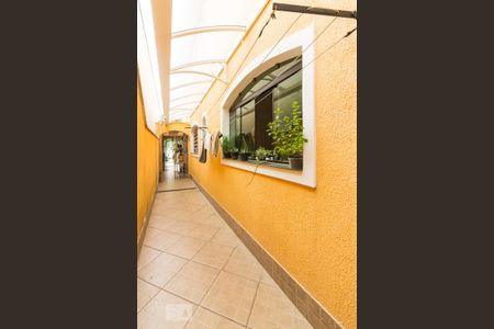 Corredor Lateral de casa à venda com 4 quartos, 200m² em Lauzane Paulista, São Paulo