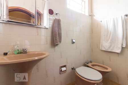 Banheiro Social de casa à venda com 4 quartos, 200m² em Lauzane Paulista, São Paulo