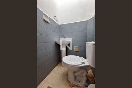 Apartamento para alugar com 78m², 2 quartos e sem vaga Apartamento para alugar com 78m², 2 quartos e sem vagaBanheiro de serviço