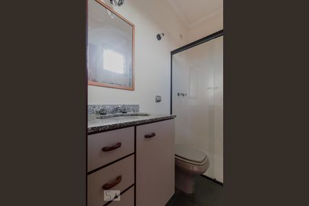 Suite do Quarto 01 de casa à venda com 3 quartos, 180m² em Campestre, Santo André