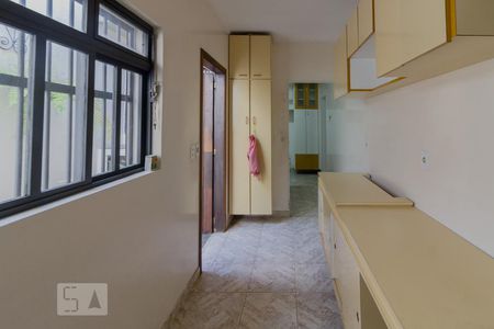 Casa à venda com 180m², 3 quartos e 4 vagasÁrea de Serviço