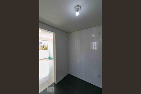 Apartamento para alugar com 65m², 2 quartos e 2 vagasCozinha