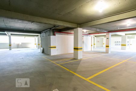 Garagem ( 2 vagas em linha) de apartamento para alugar com 2 quartos, 65m² em Ouro Preto, Belo Horizonte