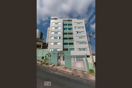 Apartamento para alugar com 65m², 2 quartos e 2 vagasFachada