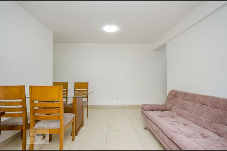 Salade Apartamento com 2 quartos, 65m² Buritis