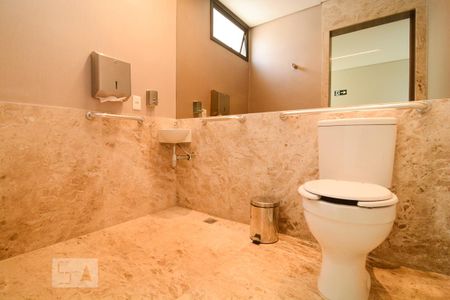 Apartamento para alugar com 72m², 2 quartos e 2 vagasBanheiro cadeirante