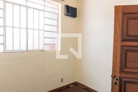 Casa à venda com 300m², 5 quartos e 2 vagasQuarto 3