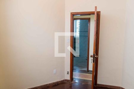 Casa à venda com 300m², 5 quartos e 2 vagasQuarto 3