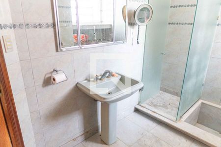 Casa à venda com 300m², 5 quartos e 2 vagasBanheiro