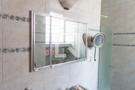 Casa à venda com 300m², 5 quartos e 2 vagasBanheiro