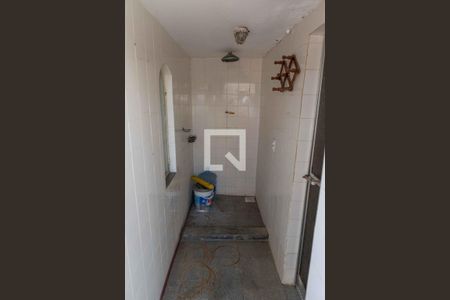 Casa à venda com 300m², 5 quartos e 2 vagasSauna