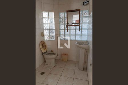 Casa à venda com 300m², 5 quartos e 2 vagasBanheiro da Suíte