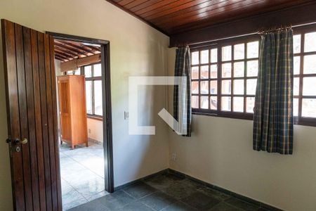 Casa à venda com 300m², 5 quartos e 2 vagasQuarto 4