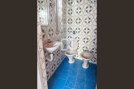 Casa à venda com 300m², 5 quartos e 2 vagasBanheiro de Serviço