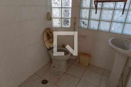 Casa à venda com 300m², 5 quartos e 2 vagasBanheiro da Suíte