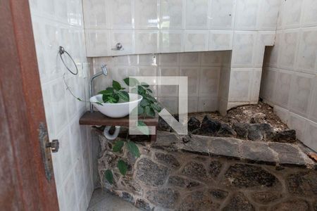 Casa à venda com 300m², 5 quartos e 2 vagasLavabo 