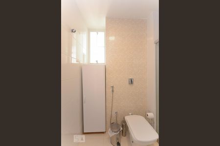 Banheiro de apartamento para alugar com 2 quartos, 60m² em Maracanã, Rio de Janeiro