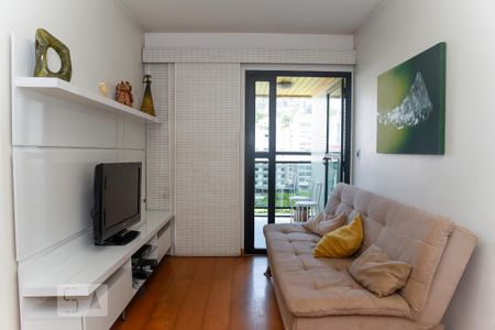 Sala de apartamento para alugar com 1 quarto, 42m² em Ipanema, Rio de Janeiro