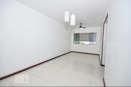 Sala de apartamento à venda com 2 quartos, 63m² em Pechincha, Rio de Janeiro