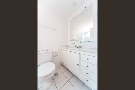 Banheiro de apartamento para alugar com 2 quartos, 74m² em Rudge Ramos, São Bernardo do Campo