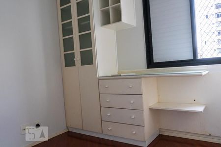 Quarto de apartamento para alugar com 2 quartos, 65m² em Chácara Inglesa, São Paulo