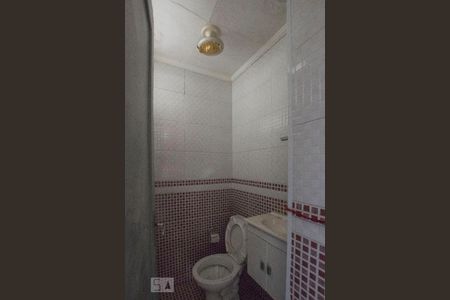 1o. Andar - Lavabo de casa para alugar com 2 quartos, 315m² em Aclimação, São Paulo