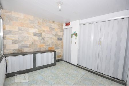 Casa de condomínio à venda com 66m², 2 quartos e 1 vagaÁrea de Serviço