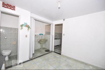 Casa de condomínio à venda com 66m², 2 quartos e 1 vagaÁrea de Serviço