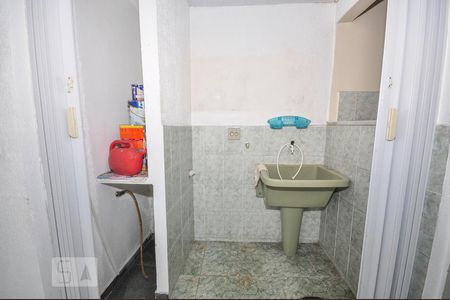 Casa de condomínio à venda com 66m², 2 quartos e 1 vagaÁrea de Serviço