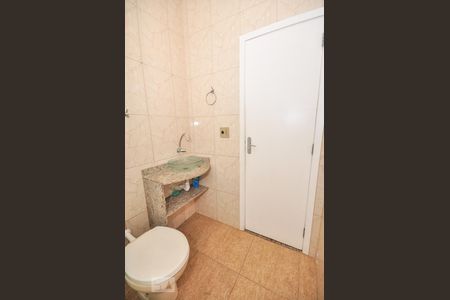 Casa de condomínio à venda com 66m², 2 quartos e 1 vagaBanheiro