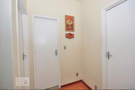 Casa de condomínio à venda com 66m², 2 quartos e 1 vagaCorredor