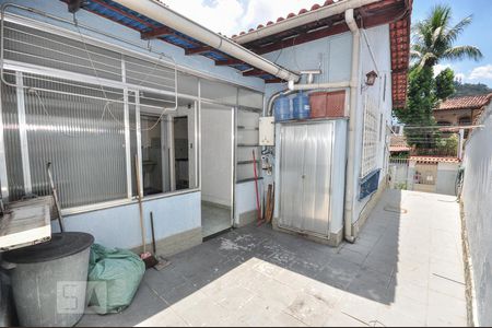 Casa de condomínio à venda com 66m², 2 quartos e 1 vagaÁrea Externa