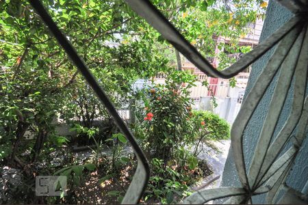 Casa de condomínio à venda com 66m², 2 quartos e 1 vagaSala