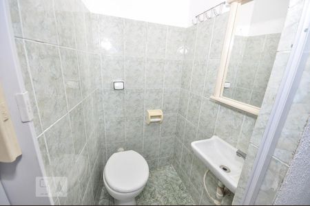 Casa de condomínio à venda com 66m², 2 quartos e 1 vagaBanheiro de Serviço