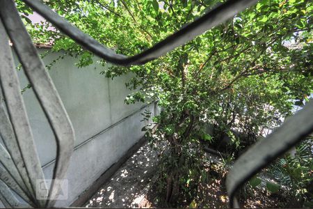 Casa de condomínio à venda com 66m², 2 quartos e 1 vagaSala