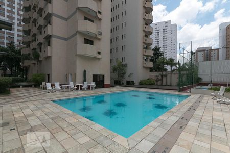 Apartamento para alugar com 202m², 4 quartos e 4 vagasPiscina 
