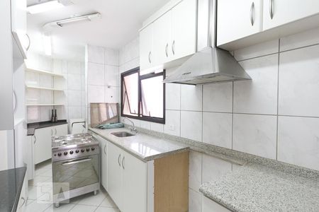 Apartamento para alugar com 202m², 4 quartos e 4 vagasCozinha 