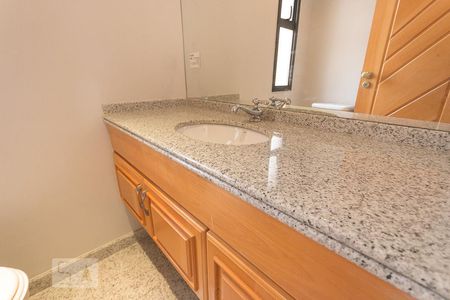 Banheiro 1  de apartamento à venda com 4 quartos, 202m² em Vila Mariana, São Paulo