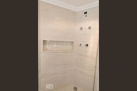 Apartamento para alugar com 202m², 4 quartos e 4 vagasBanheiro da suíte 3