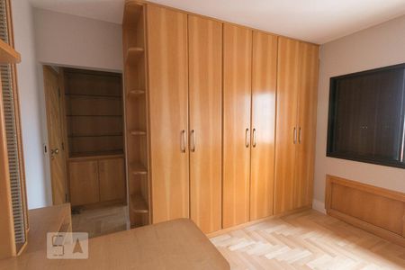 Apartamento para alugar com 202m², 4 quartos e 4 vagasSuíte 2 