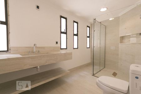 Apartamento para alugar com 202m², 4 quartos e 4 vagasBanheiro da suíte 3