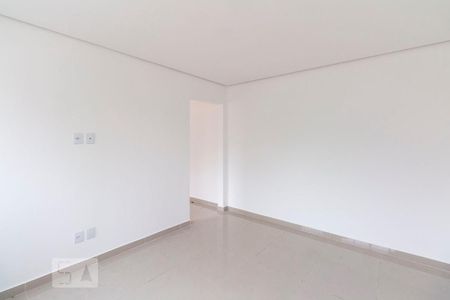 Sala  de casa para alugar com 2 quartos, 70m² em Vila Santa Isabel, São Paulo