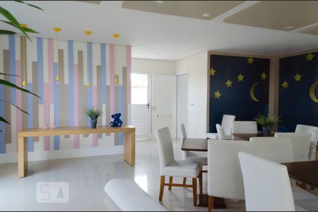 Apartamento à venda com 54m², 2 quartos e 1 vaga Apartamento à venda com 54m², 2 quartos e 1 vagaDependências do condomínio - salão de festas infantil